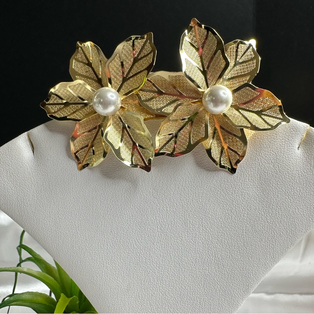Flower Gold Plated Faux Pearl 925 Post Back Earrings